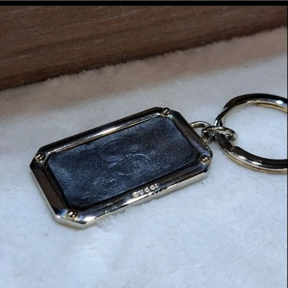 Gucci Leather Embossed Dog Tag KeyChain/Bag Charm GIFTABLE PRISTINE CONDITION
